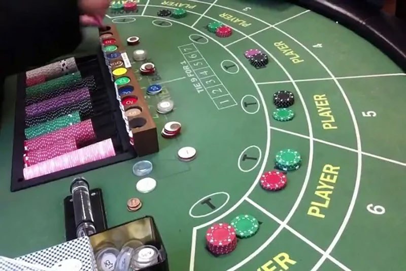 7 bí kíp kiếm tiền từ Baccarat không phải ai cũng biết 2 Nắm chắc luật chơi, cách chơi Baccarat